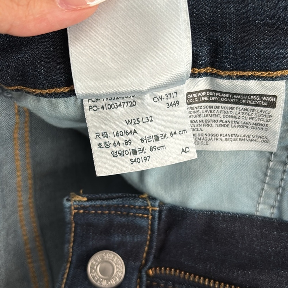 Levi’s 315 Shaping Bootcut - image 3